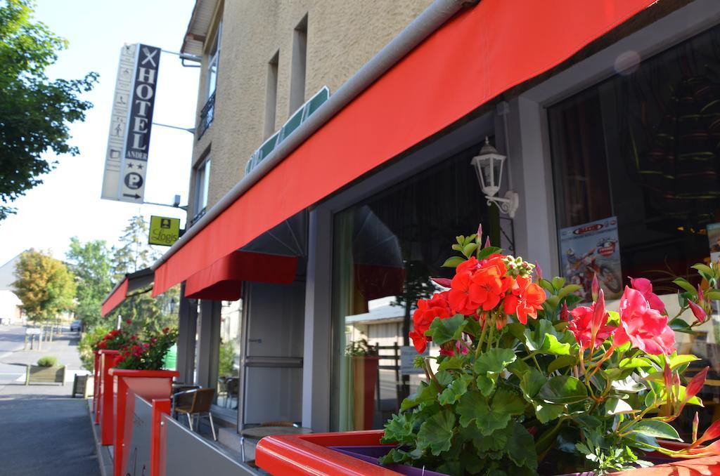 Hotel L Ander Saint-Flour (Cantal) Quarto foto