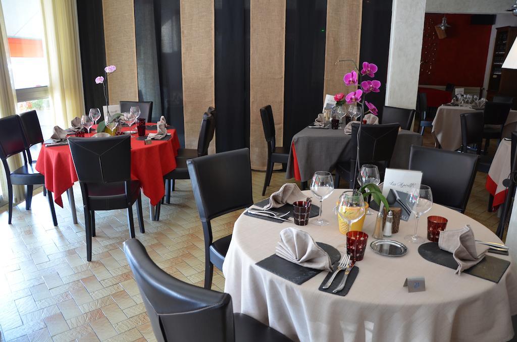 Hotel L Ander Saint-Flour (Cantal) Quarto foto